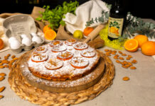 Mandlikook apelsinilikööriga Mandlikook